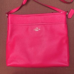 EUC Coach File Bag Crossbody in Pebbled Leather Pink Ruby/Hot Pink